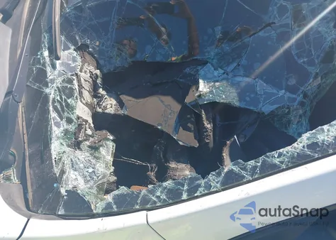 2021 Chevrolet Traverse Fwd Rs z USA, uszkodzony, nr VIN 1GNERJKW2MJ184836